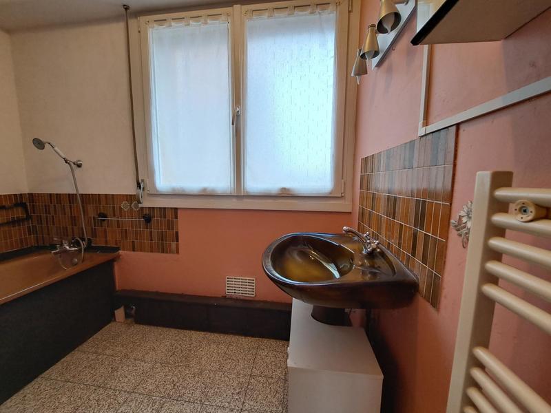 Maison de ville - 80 m² - 5 pièces