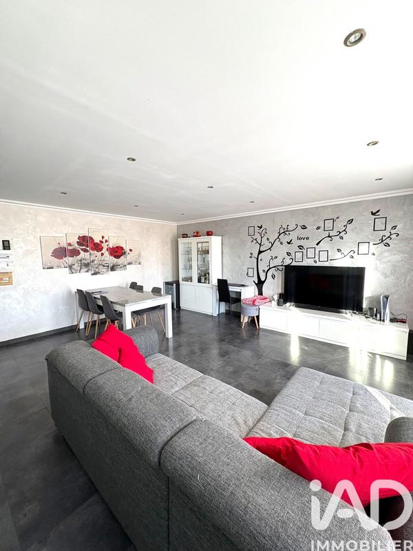 Appartement - 94 m² - 4 pièces