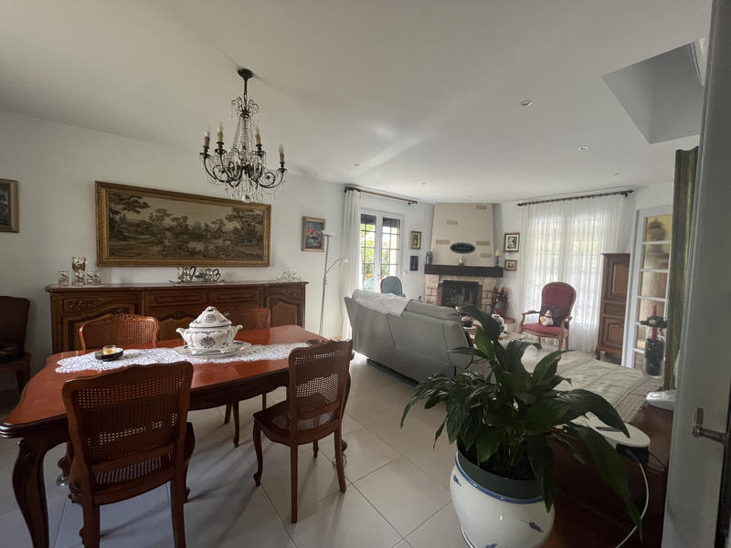 Maison - 105 m² - 4 pièces