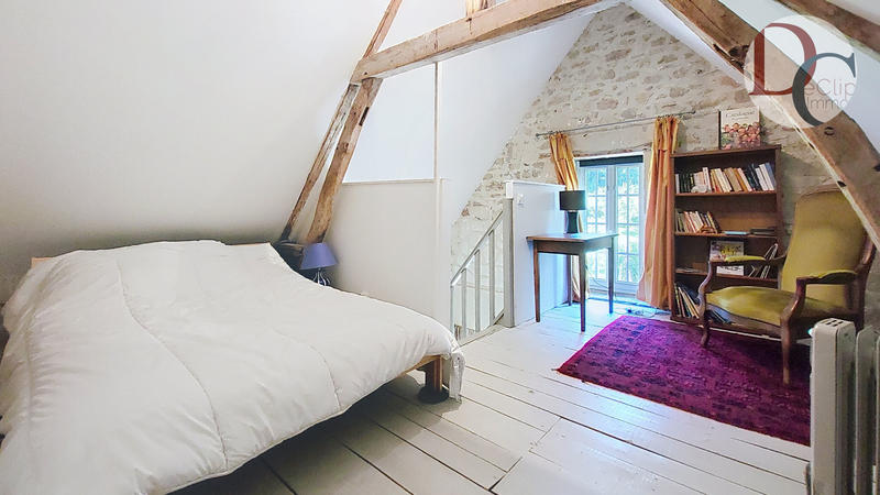 Maison - 286 m² - 10 pièces