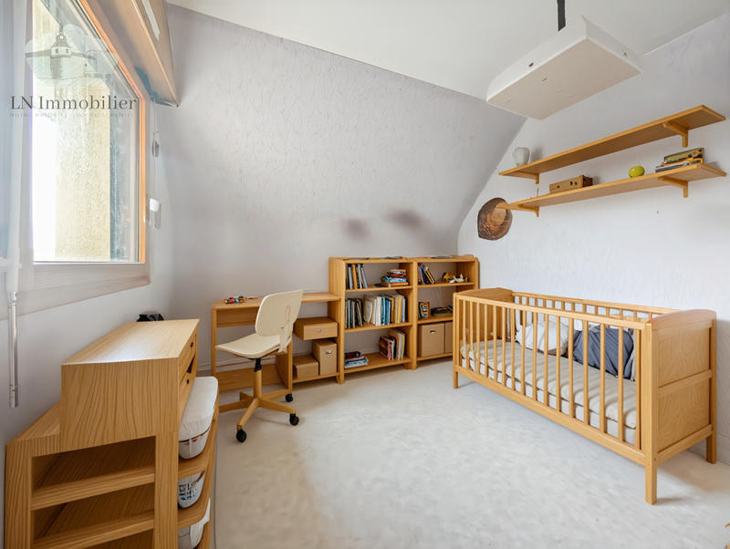 Maison - 143 m² - 7 pièces