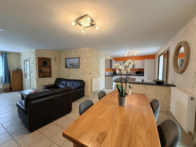 Maison - 110 m² - 5 pièces