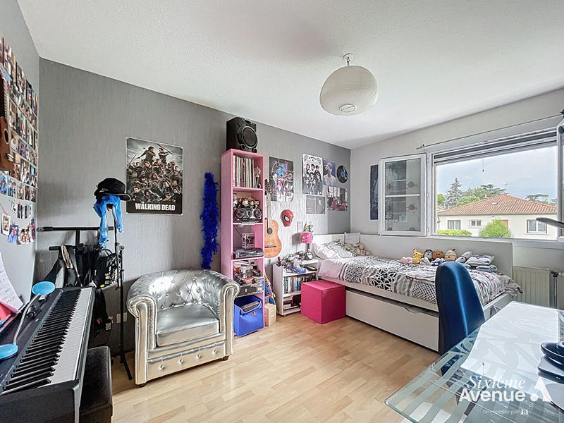 Maison - 111 m² - 6 pièces