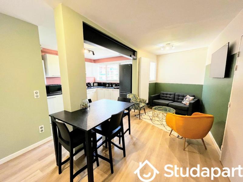 Chambre - 10 m² - 1 pièce