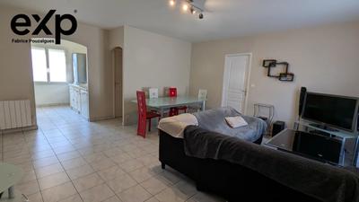 Maison - 88 m² - 4 pièces