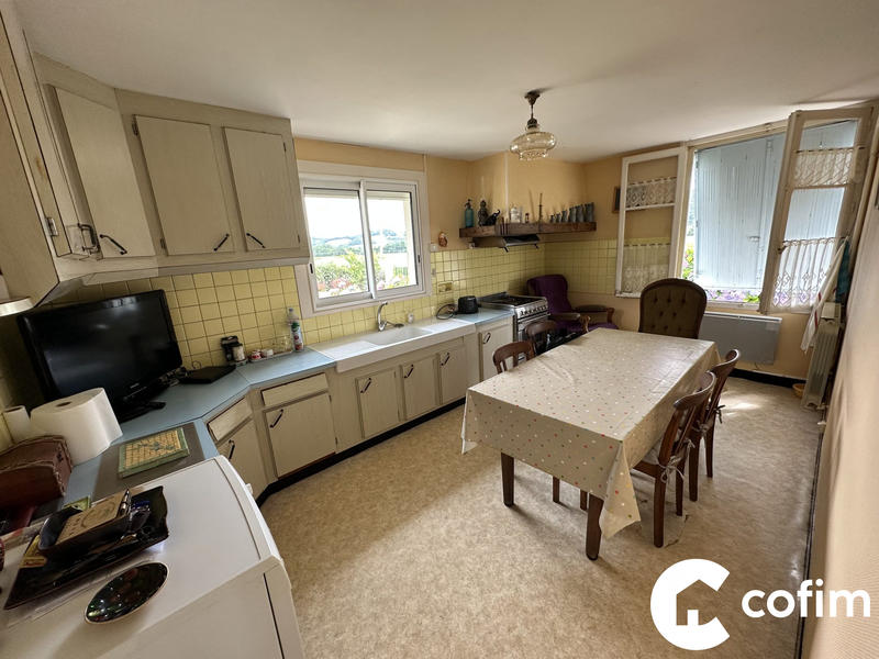 Maison - 137 m² - 5 pièces