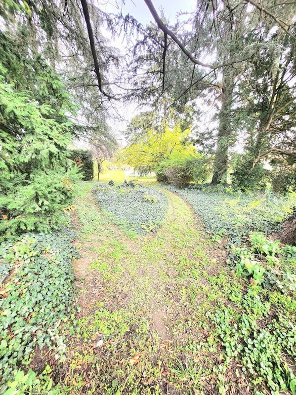 Maison de maîtres - 370 m² - 8 pièces