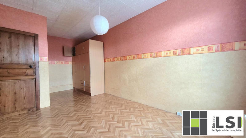 Maison - 95 m² - 6 pièces