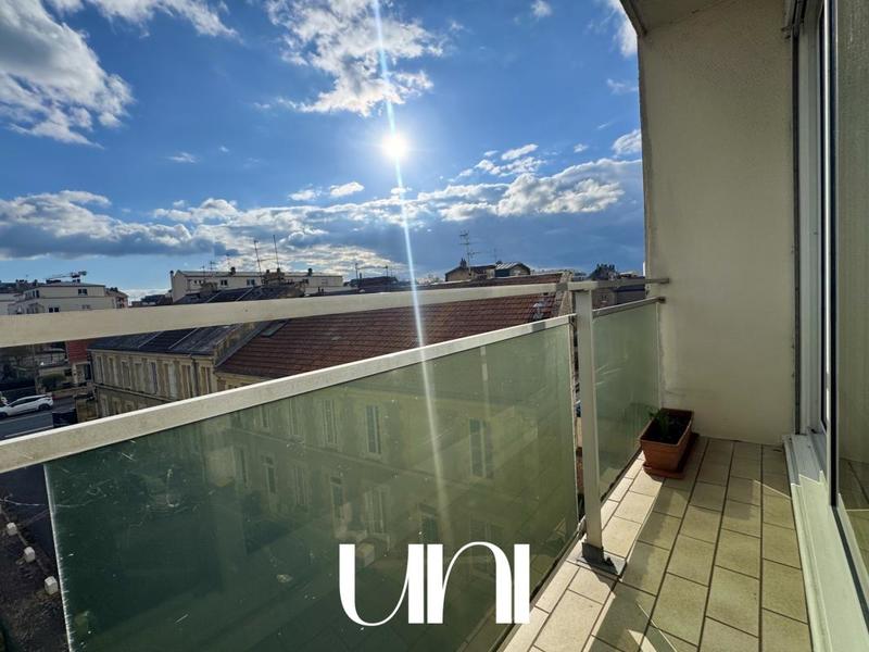 Appartement - 75 m² - 4 pièces