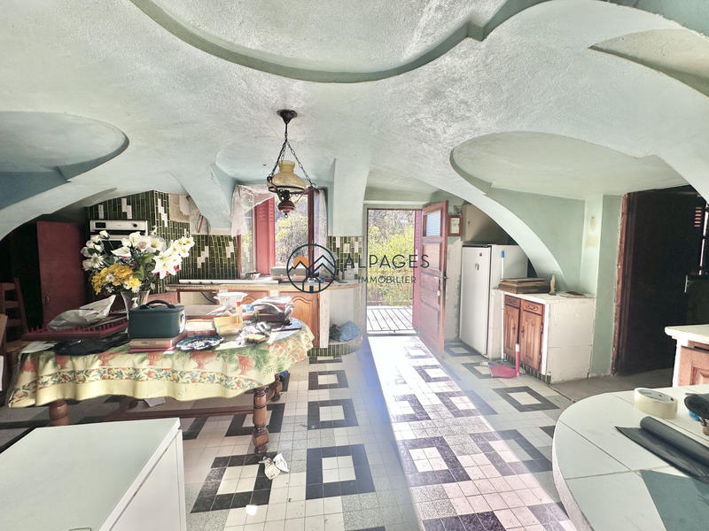 Châlet - 350 m² - 6 pièces