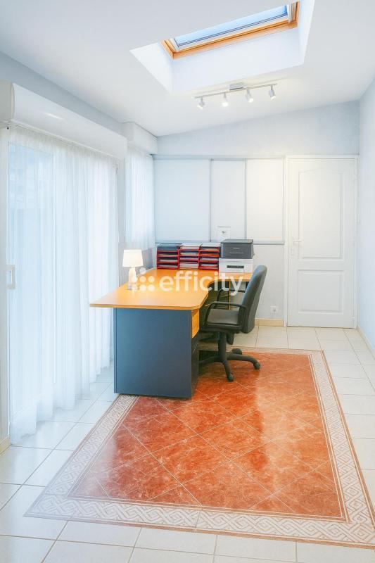 Maison traditionnelle - 81 m² - 4 pièces