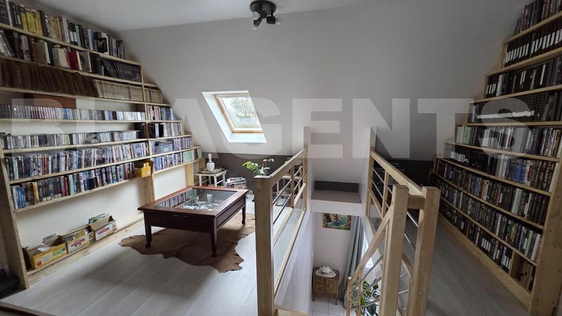 Pavillon - 122 m² - 7 pièces