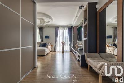 Maison de village - 200 m² - 9 pièces