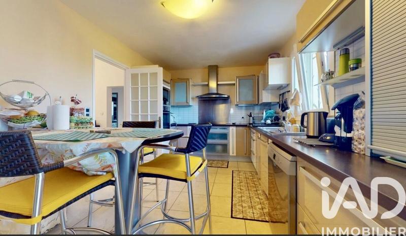 Maison - 158 m² - 4 pièces