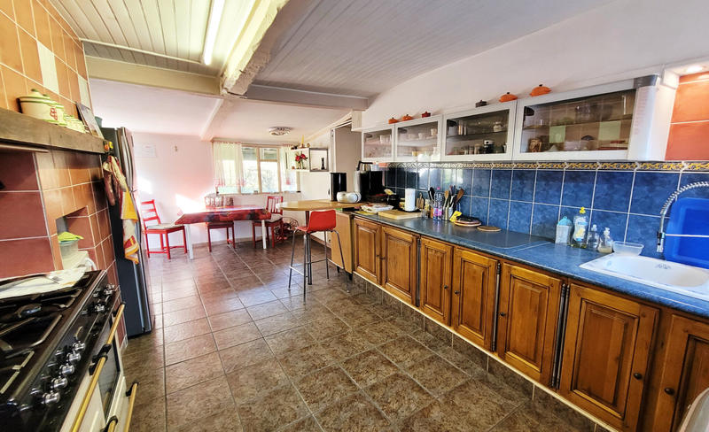 Maison - 376 m² - 15 pièces