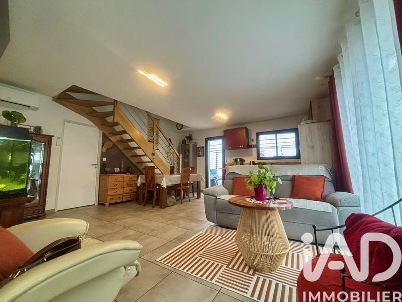 Maison - 101 m² - 5 pièces