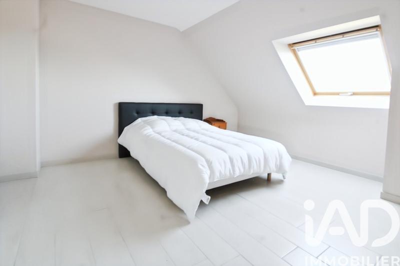 Maison - 235 m² - 7 pièces