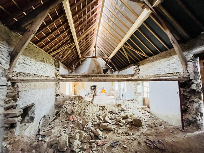 Ferme - 240 m² - 1 pièce