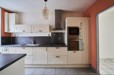 Maison - 84 m² - 4 pièces