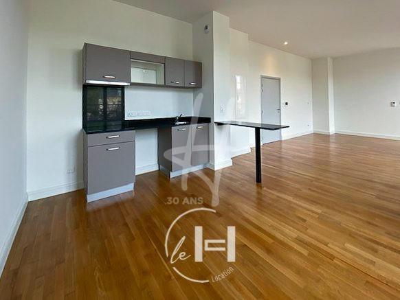 Appartement - 60 m² - 2 pièces