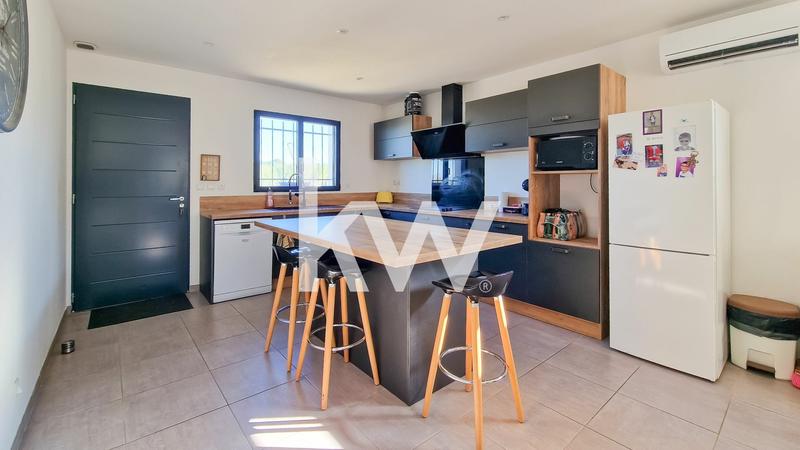 Maison - 100 m² - 4 pièces