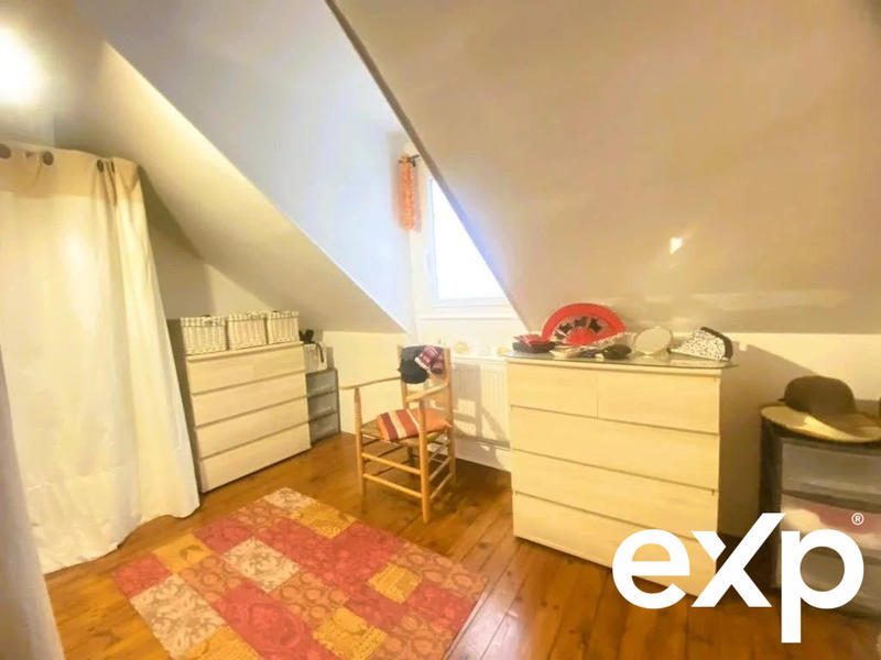 Maison - 146 m² - 7 pièces