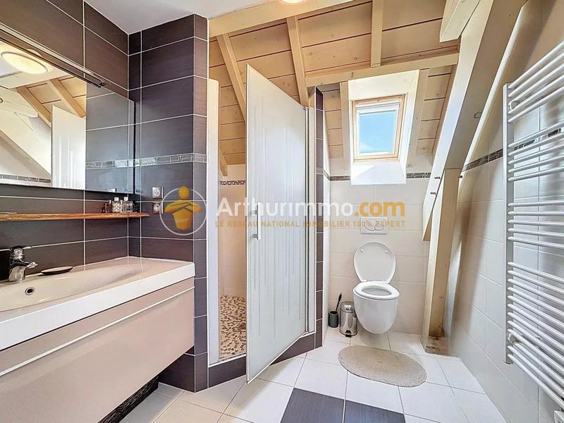 Maison - 370 m² - 5 pièces