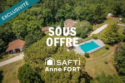 Maison - 138 m² - 5 pièces