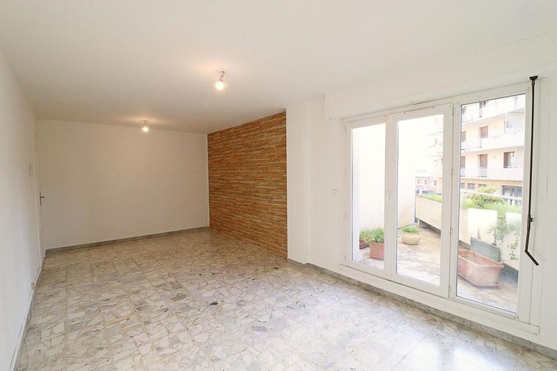 Appartement - 105 m² - 5 pièces
