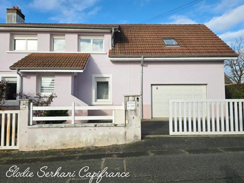 Maison - 107 m² - 6 pièces