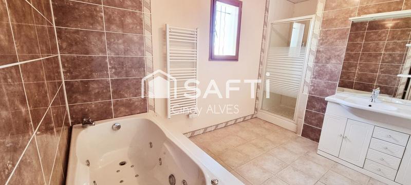 Maison - 120 m² - 5 pièces