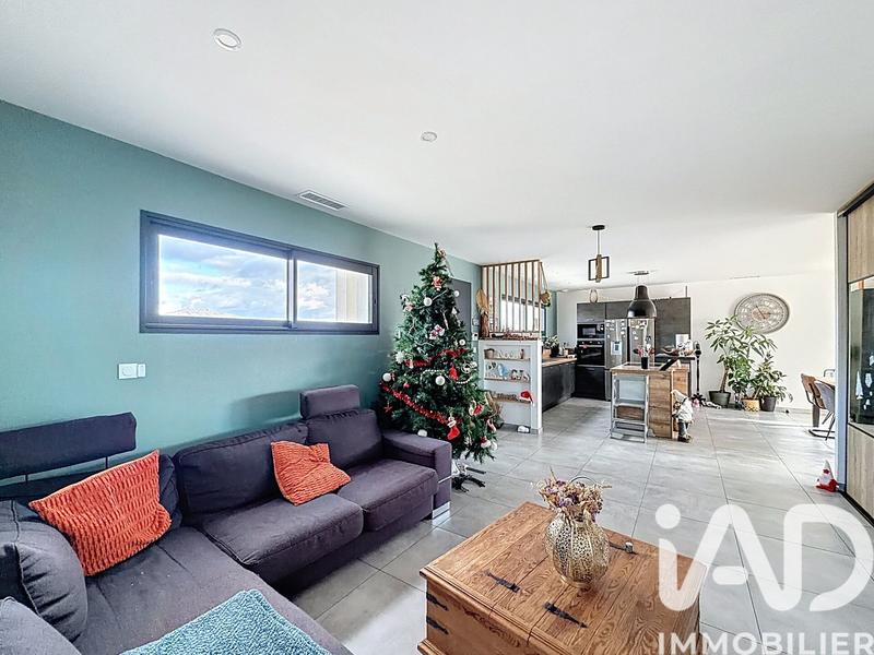 Maison - 102 m² - 4 pièces