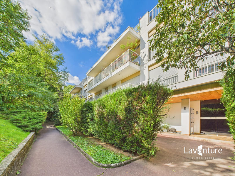 Appartement - 83 m² - 4 pièces