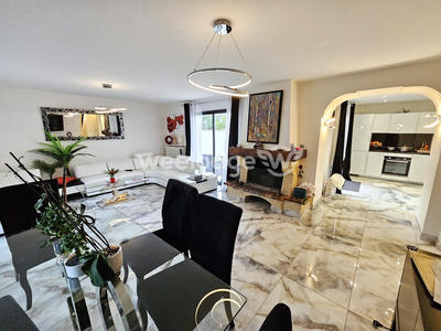 Maison - 156 m² - 8 pièces