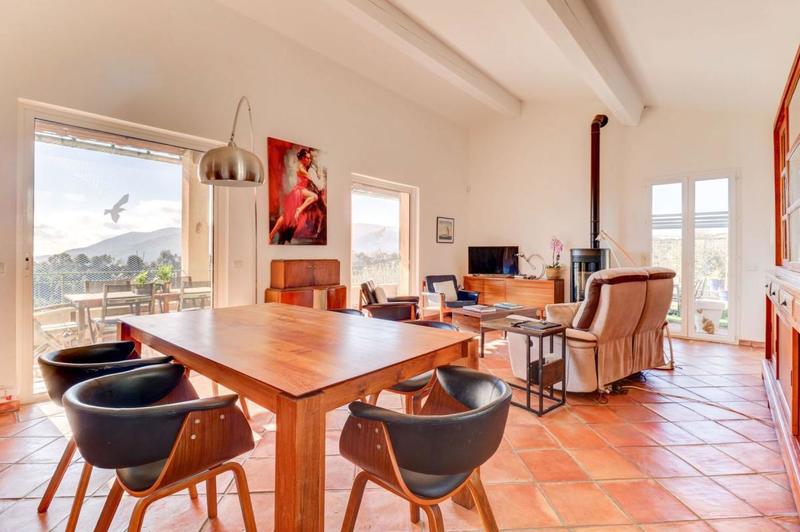 Maison - 112 m² - 4 pièces