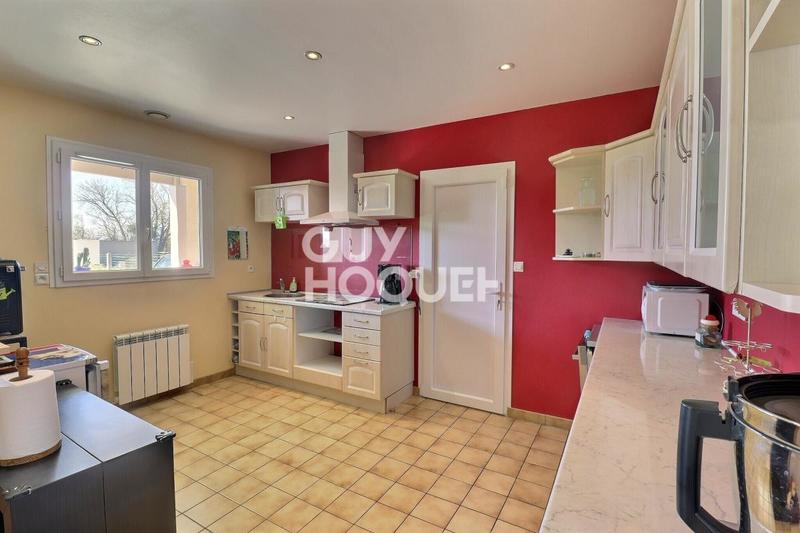 Maison - 90 m² - 5 pièces