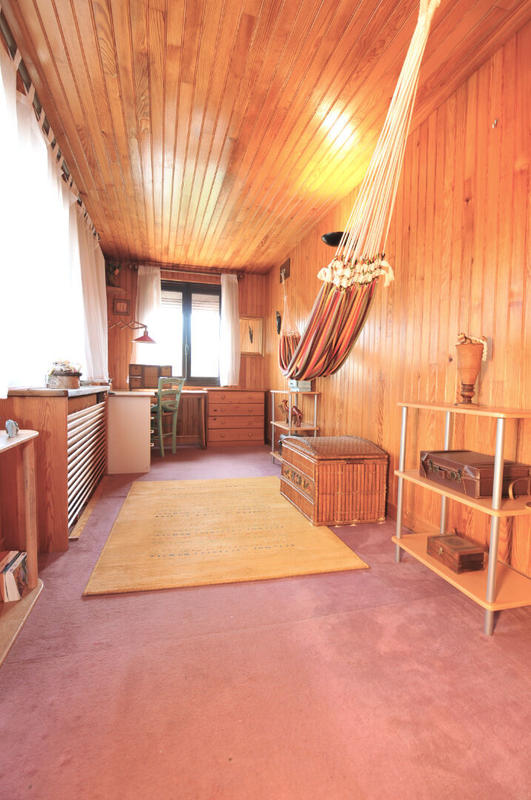 Maison - 270 m² - 11 pièces