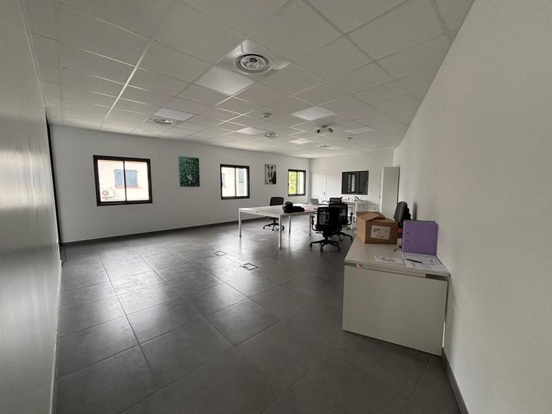 Bureau - 270 m²