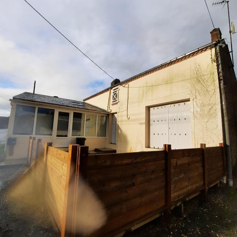 Maison - 104 m² - 5 pièces