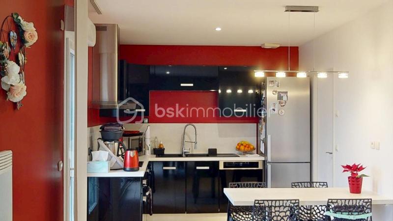 Maison - 97 m² - 4 pièces