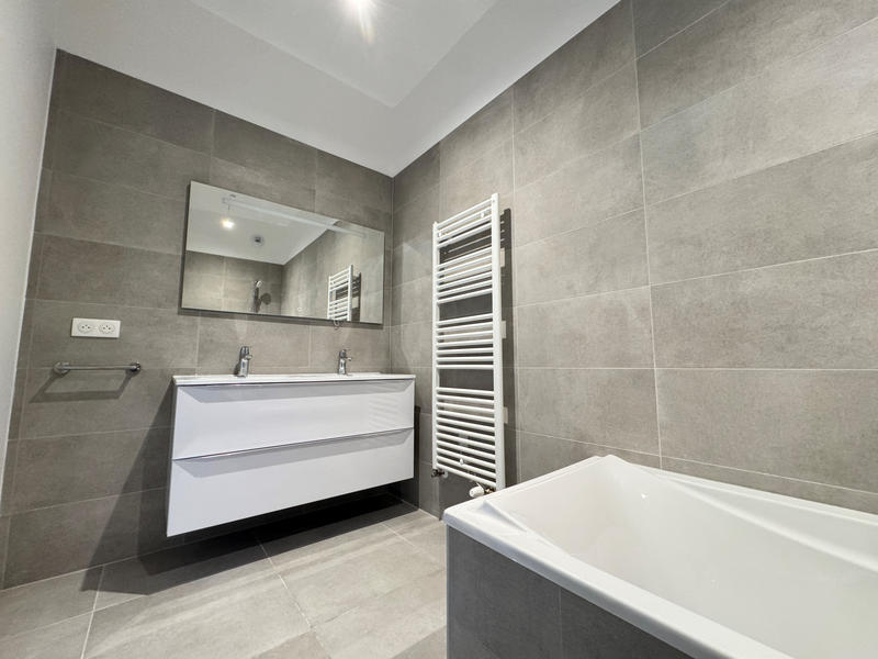 Appartement - 119 m² - 5 pièces