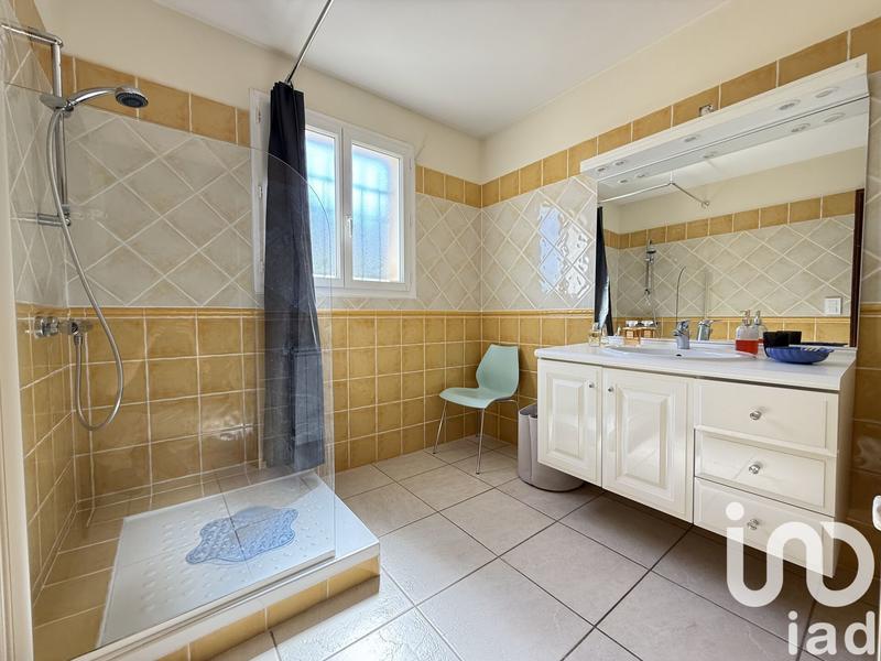 Maison - 163 m² - 8 pièces