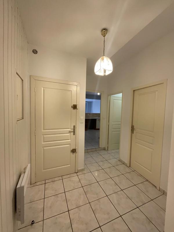 Appartement - 87 m² - 2 pièces