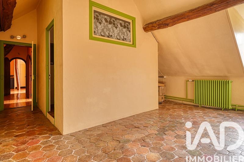 Maison - 187 m² - 7 pièces