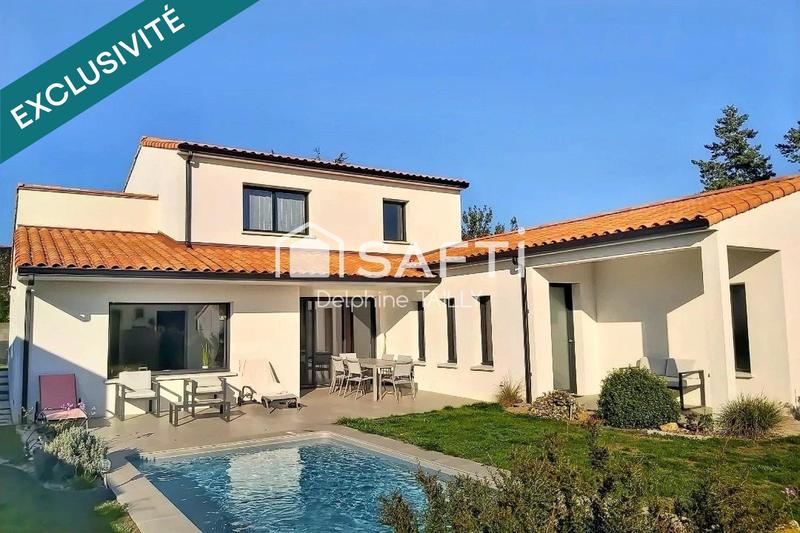 Maison - 170 m² - 8 pièces