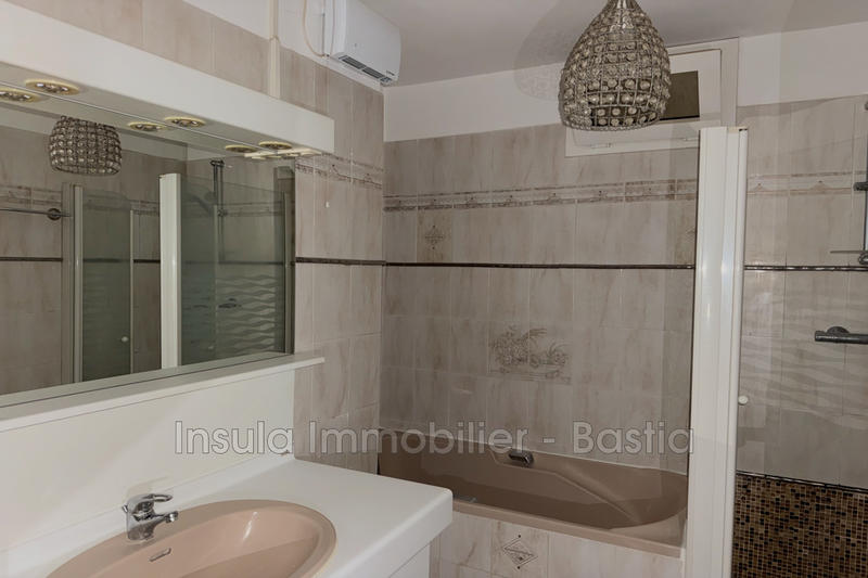 Appartement - 106 m² - 3 pièces