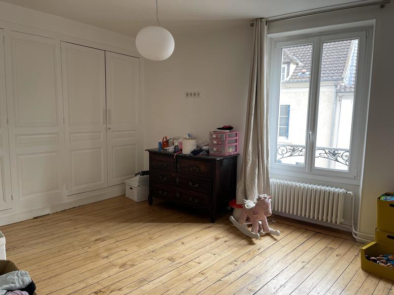 Propriété - 200 m² - 10 pièces