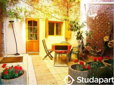 Chambre - 9 m² - 1 pièce