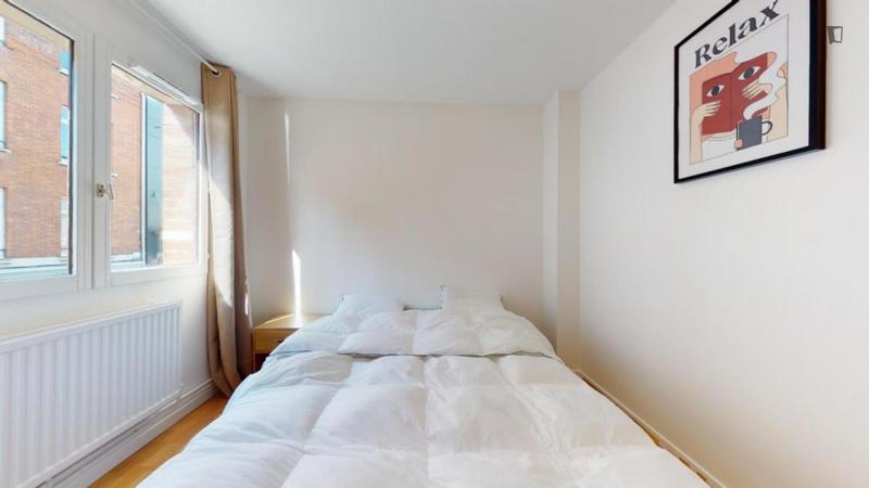 Chambre - 12 m² - 6 pièces