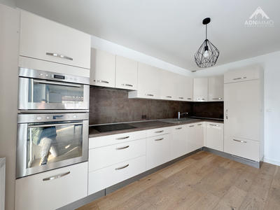 Maison - 145 m² - 6 pièces